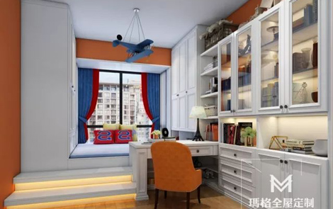 杂物过多?一体化榻榻米解决儿童房收纳问题!